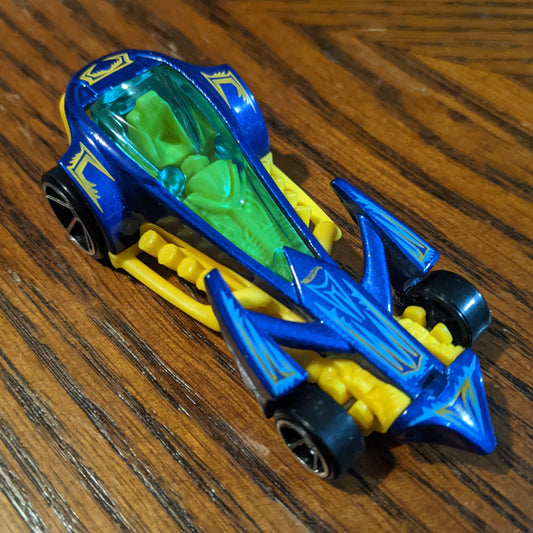 Preying Menace (Candy Blue) - Multipack Exclusive - Hot Wheels Basic Loose (2022)