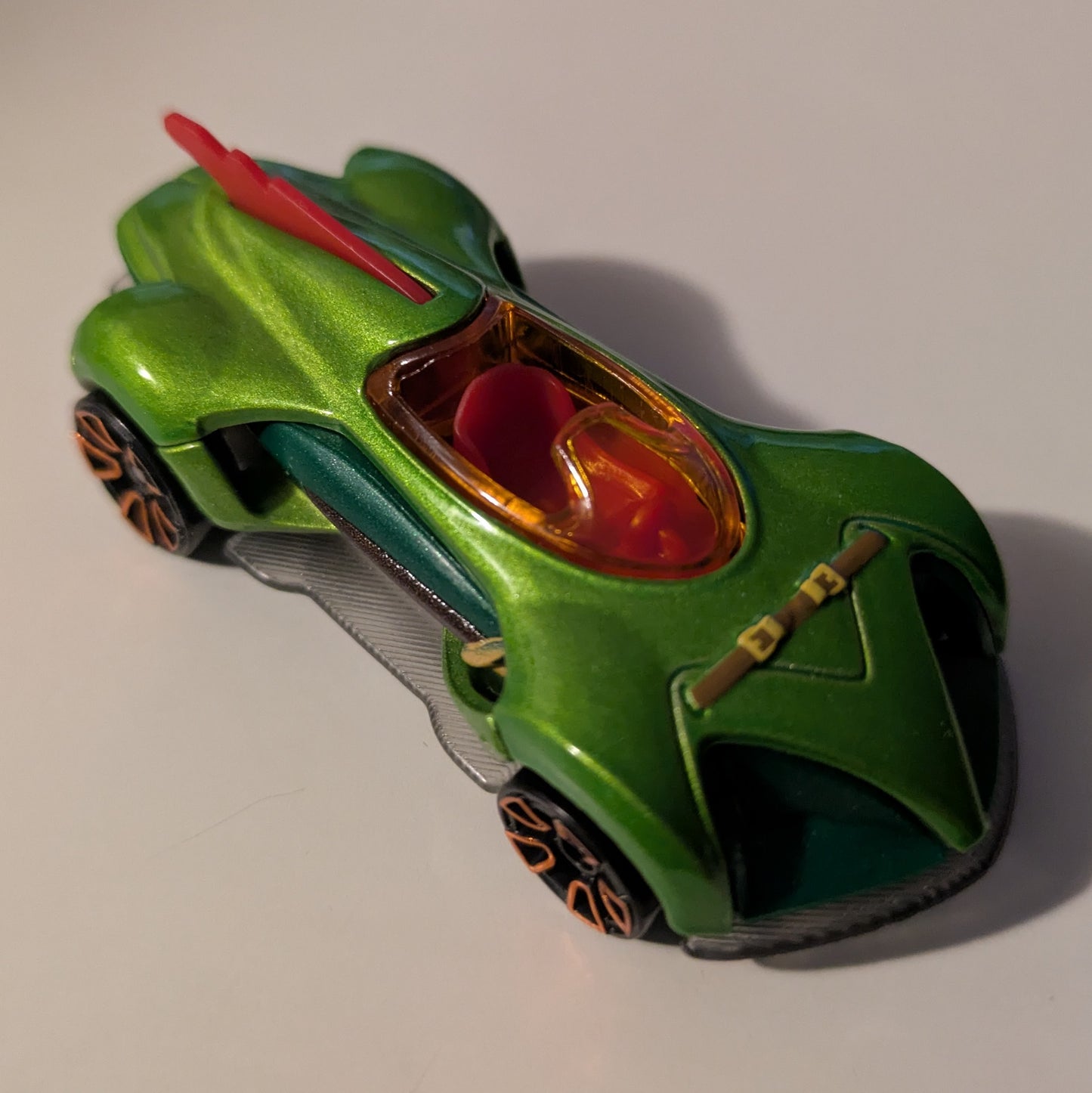 Peter Pan - Disney Character Cars Series 2 - Hot Wheels Loose (2019)