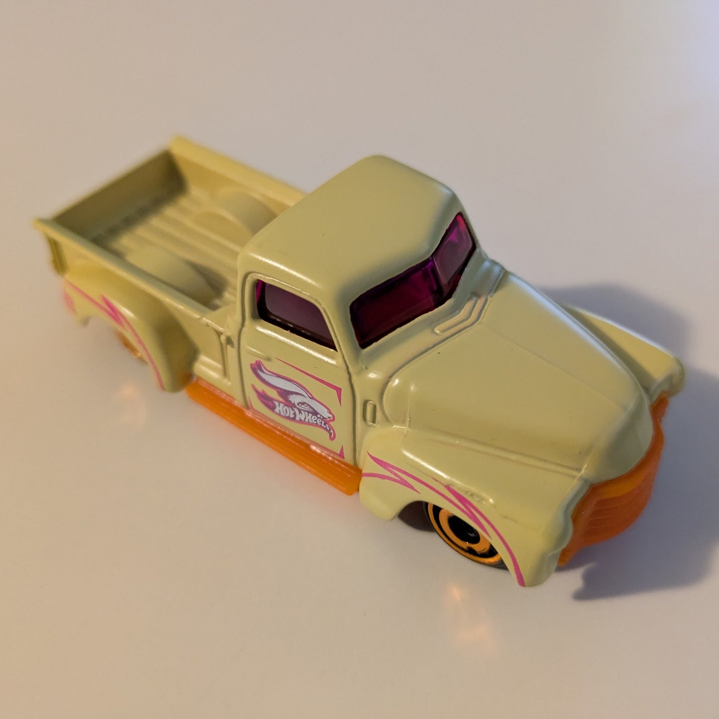 '52 Chevy (Matte Yellow) - Spring Series - Hot Wheels Basic (2023)