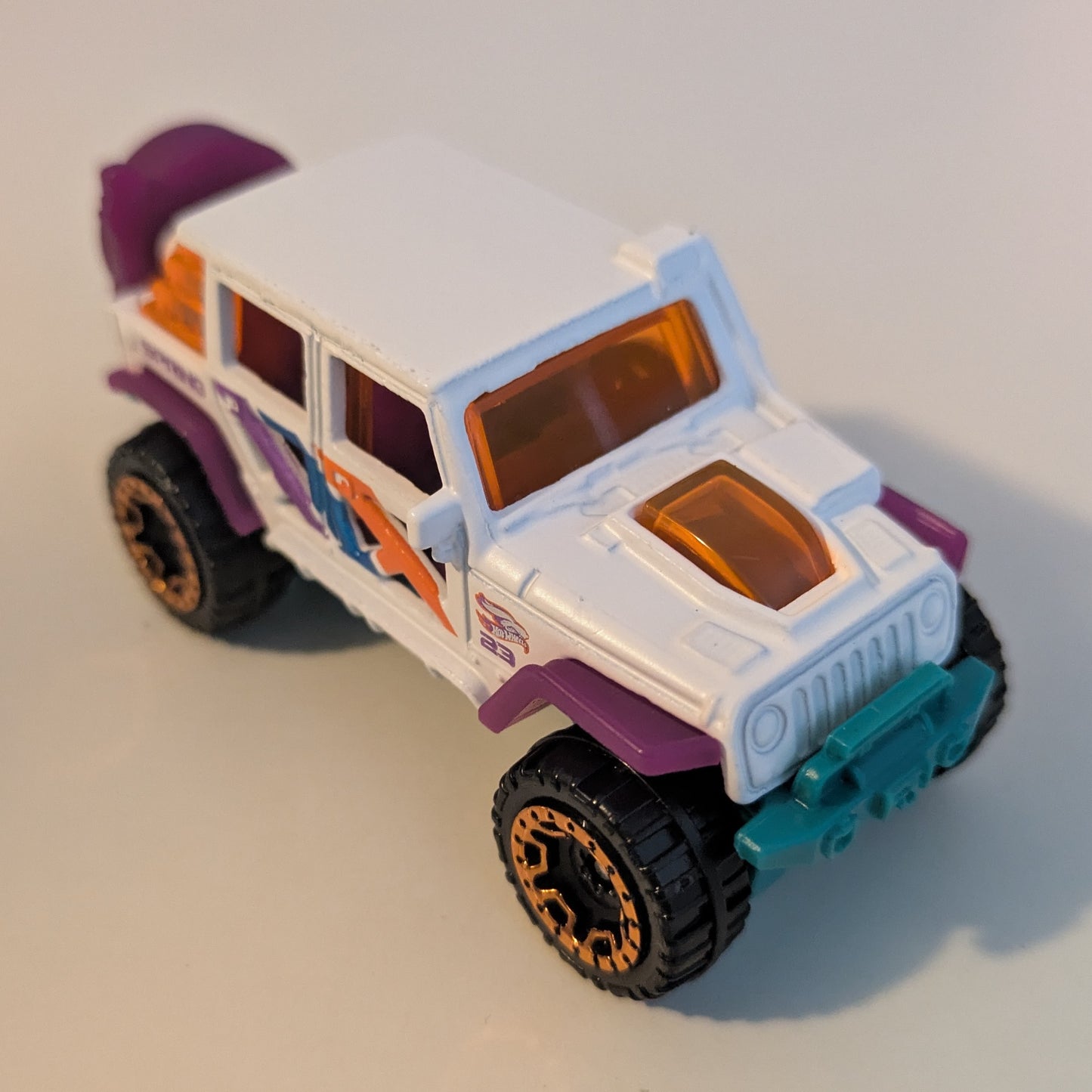 '17 Jeep Wrangler (White) - Spring Series - Hot Wheels Basic (2023)