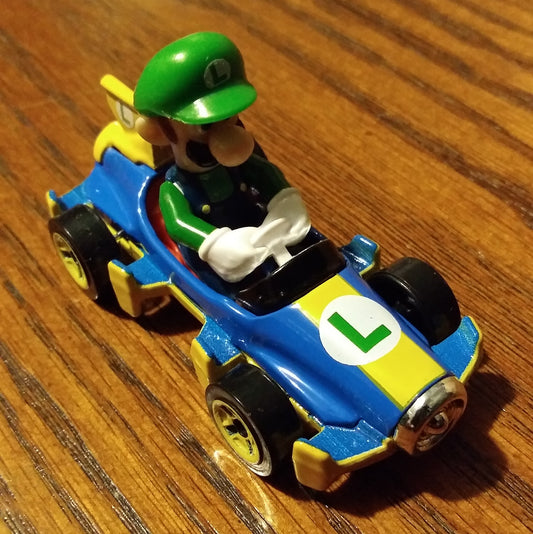 Luigi Mach 8 - Mario Kart Character Cars - Hot Wheels Loose (2020)