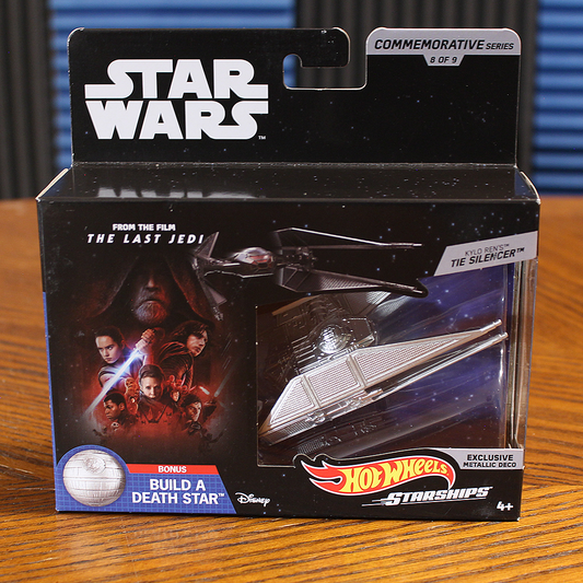 Kylo Ren's TIE Silencer - Star Wars Commemorative Starships - Hot Wheels (2019)