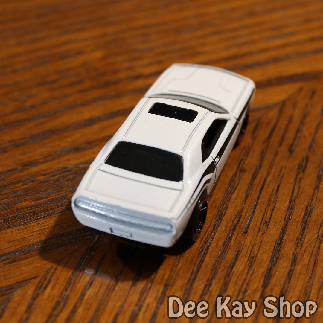'08 Dodge Challenger SRT8 (White) - Multipack Exclusive - Hot Wheels Basic Loose (2020)