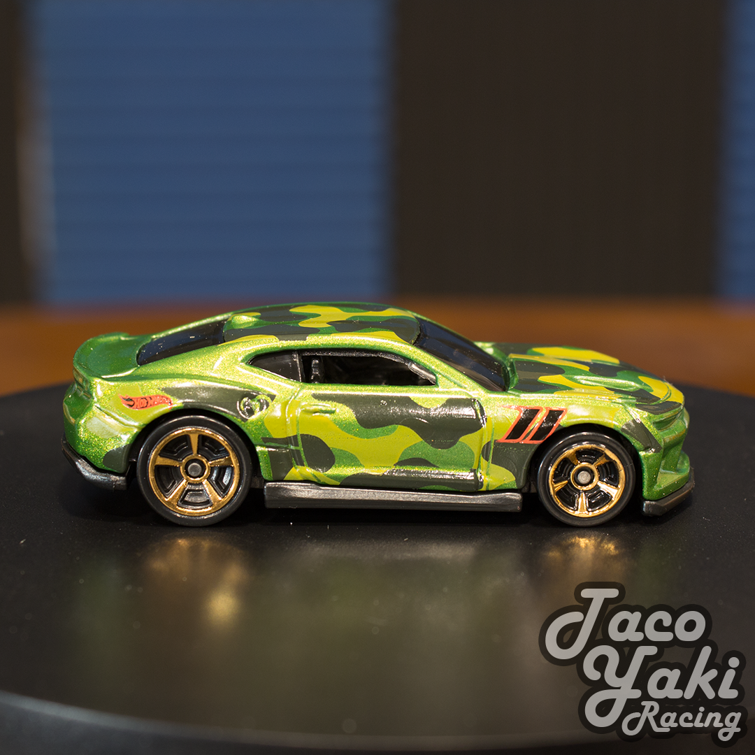 '18 Camaro SS (Green) - Urban Camouflage - Hot Wheels Basic Loose (2020)