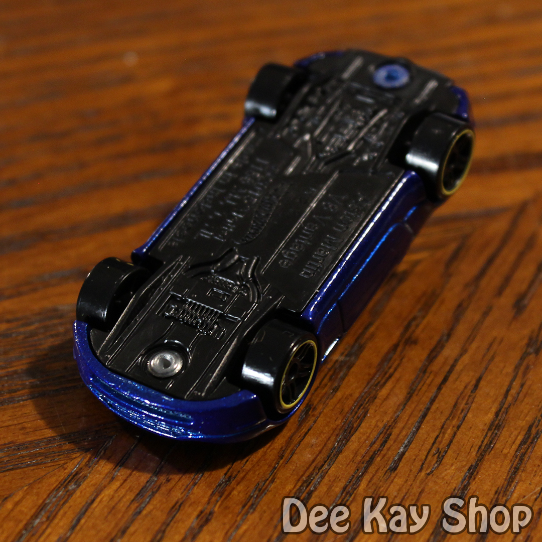 Aston Martin V8 Vantage (Blue) - HW Exotics - Hot Wheels Basic Loose (2019)