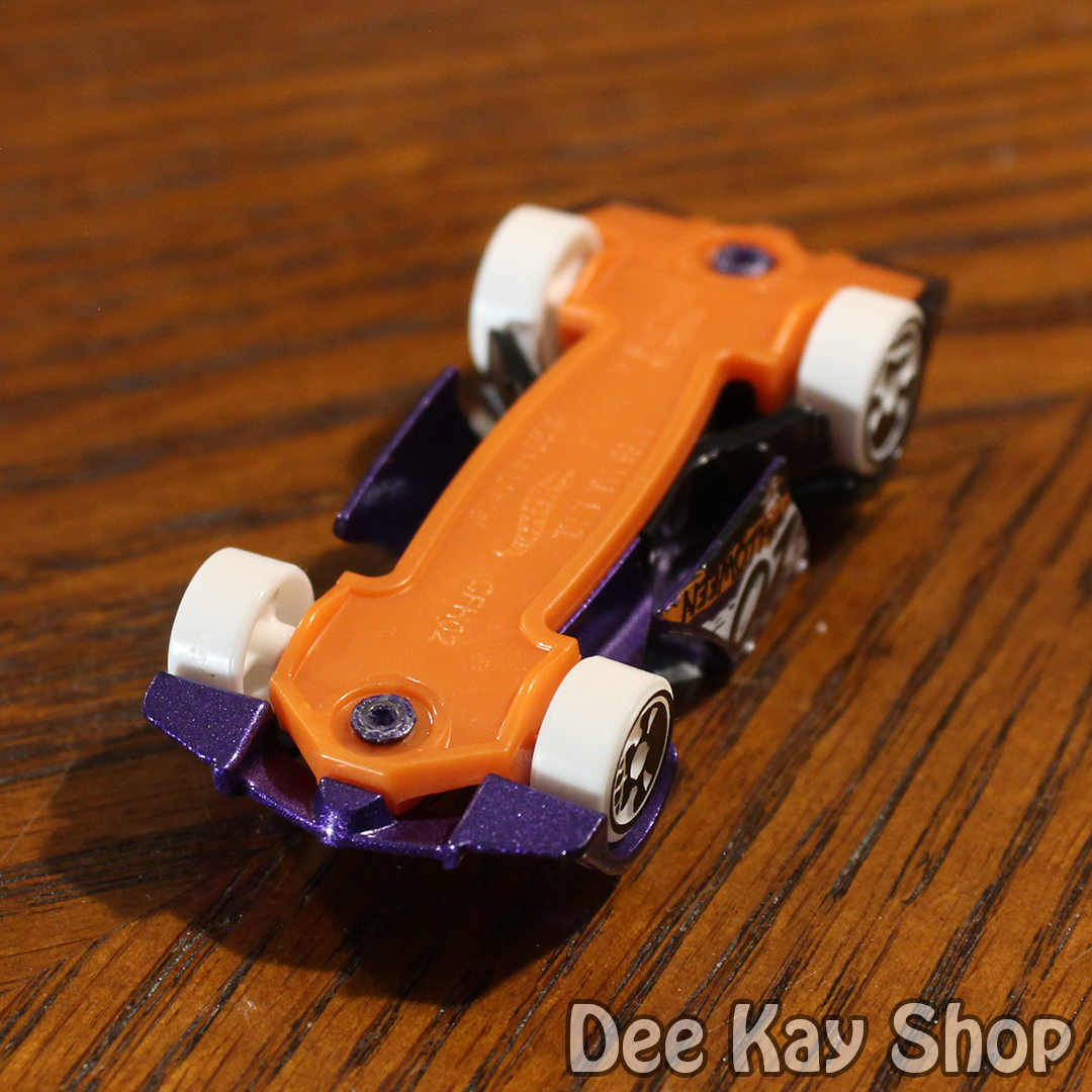Epic Fast (Metalflake Purple) - Happy Halloween! - Hot Wheels Basic Loose (2020)