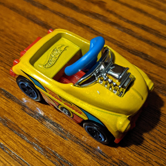 Pedal Driver (Yellow) - HW Fun Park - Hot Wheels Basic Loose (2020)