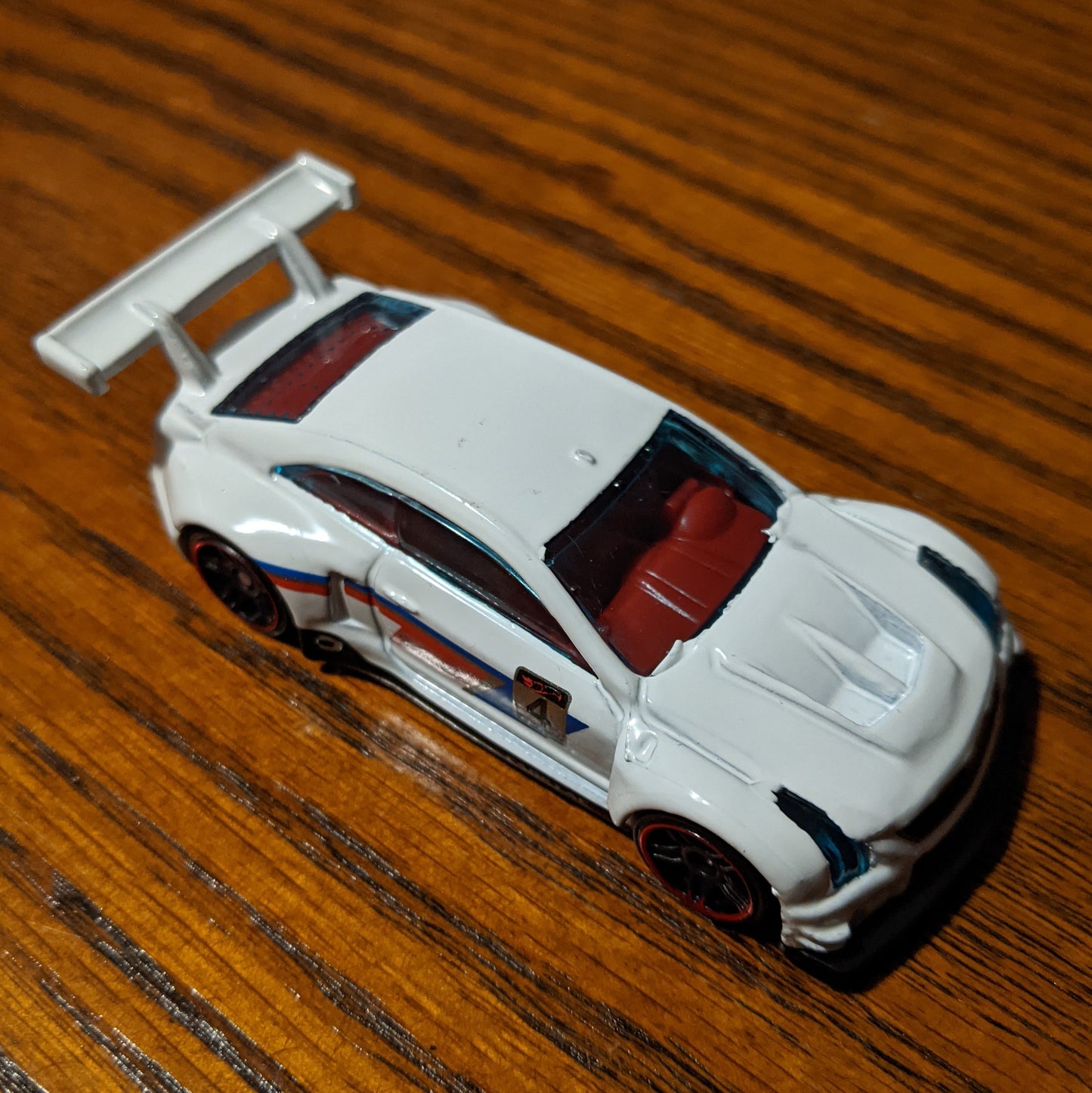 '16 Cadillac ATS-V R (White) - HW Race Day - Hot Wheels Basic (2019)