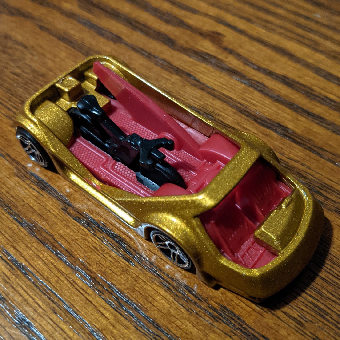 Deora III (Metalflake Gold) - Rod Squad - Hot Wheels Basic Loose (2019)