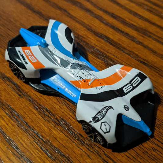 Roborace Robocar (White) - HW Green Speed - Hot Wheels Basic Loose (2021)