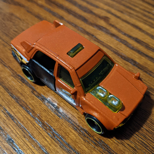 Time Attaxi (Orange) - HW Metro - Hot Wheels Basic Loose (2020)