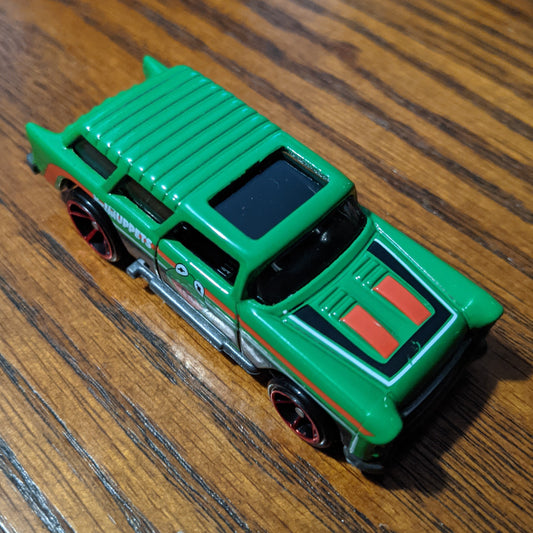 Classic '55 Nomad (Green) - Disney's The Muppets - Hot Wheels Basic Loose (2021)