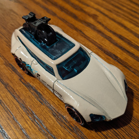 Tour de Fast (Tan) - HW Sports - Hot Wheels Basic Loose (2022)