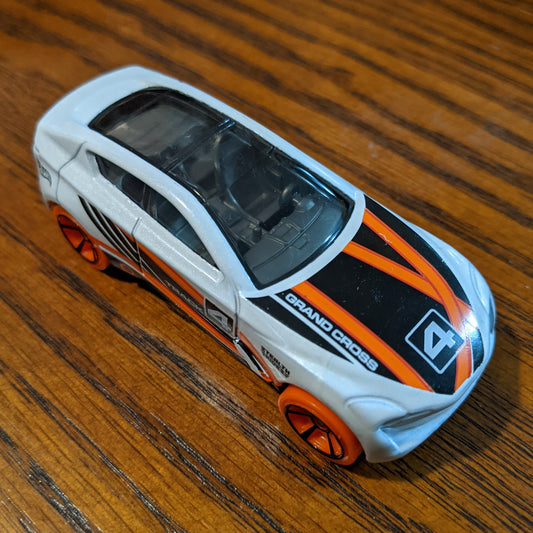 Grand Cross (White) - Track Stars - Hot Wheels Basic Loose (2021)