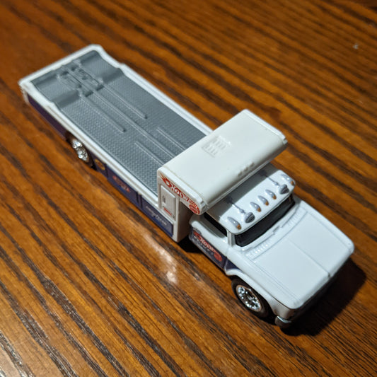 Retro Rig (White) - Team Transport - Hot Wheels Premium Loose (2022)
