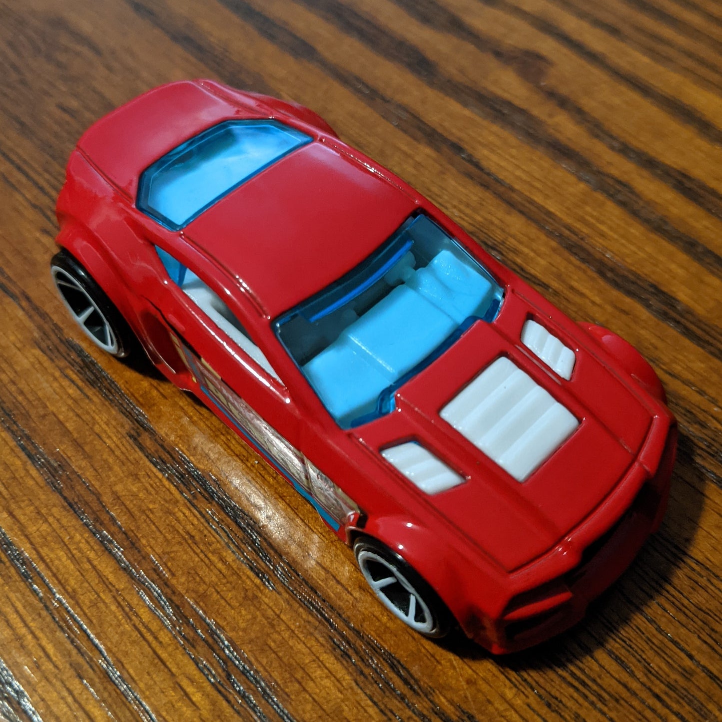 Torque Twister (Red) - HW City - Hot Wheels Basic Loose (2018)