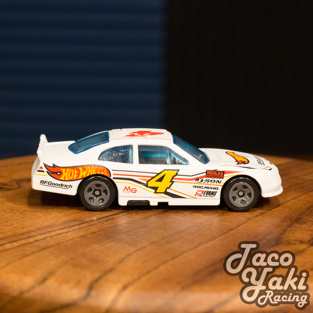 '10 Chevy Impala (White) - HW Race Team - Hot Wheels Basic Loose (2020)