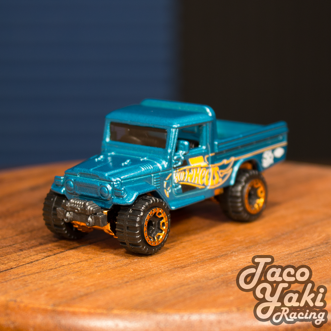 Toyota Land Cruiser (Metalflake Teal) - 56th Anniversary: Green and Gold - Hot Wheels Basic Loose (2024)