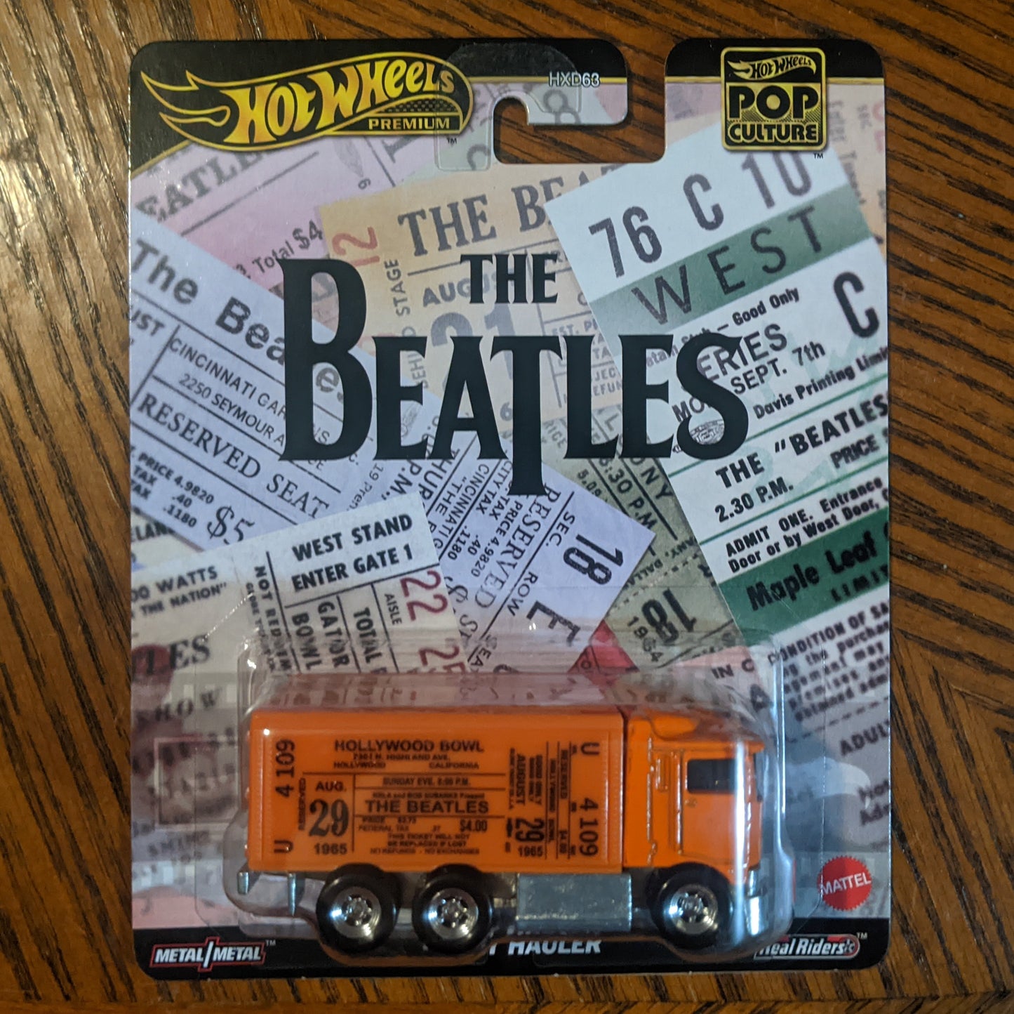 Hiway Hauler (Orange) - The Beatles - Hot Wheels Premium (2024)