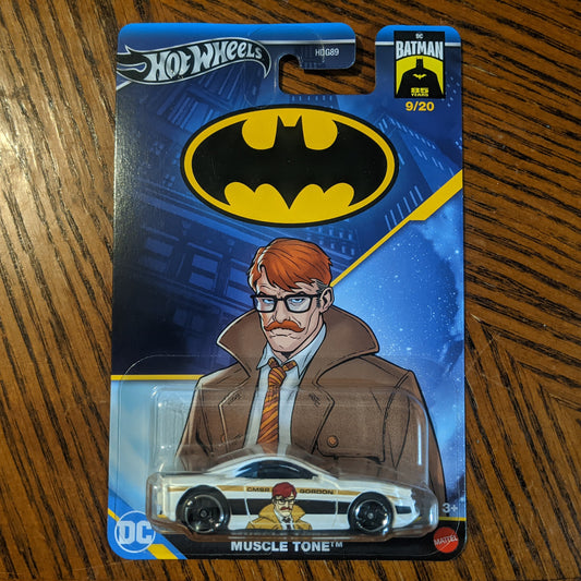 Muscle Tone (White) - Batman - Hot Wheels Basic (2024)