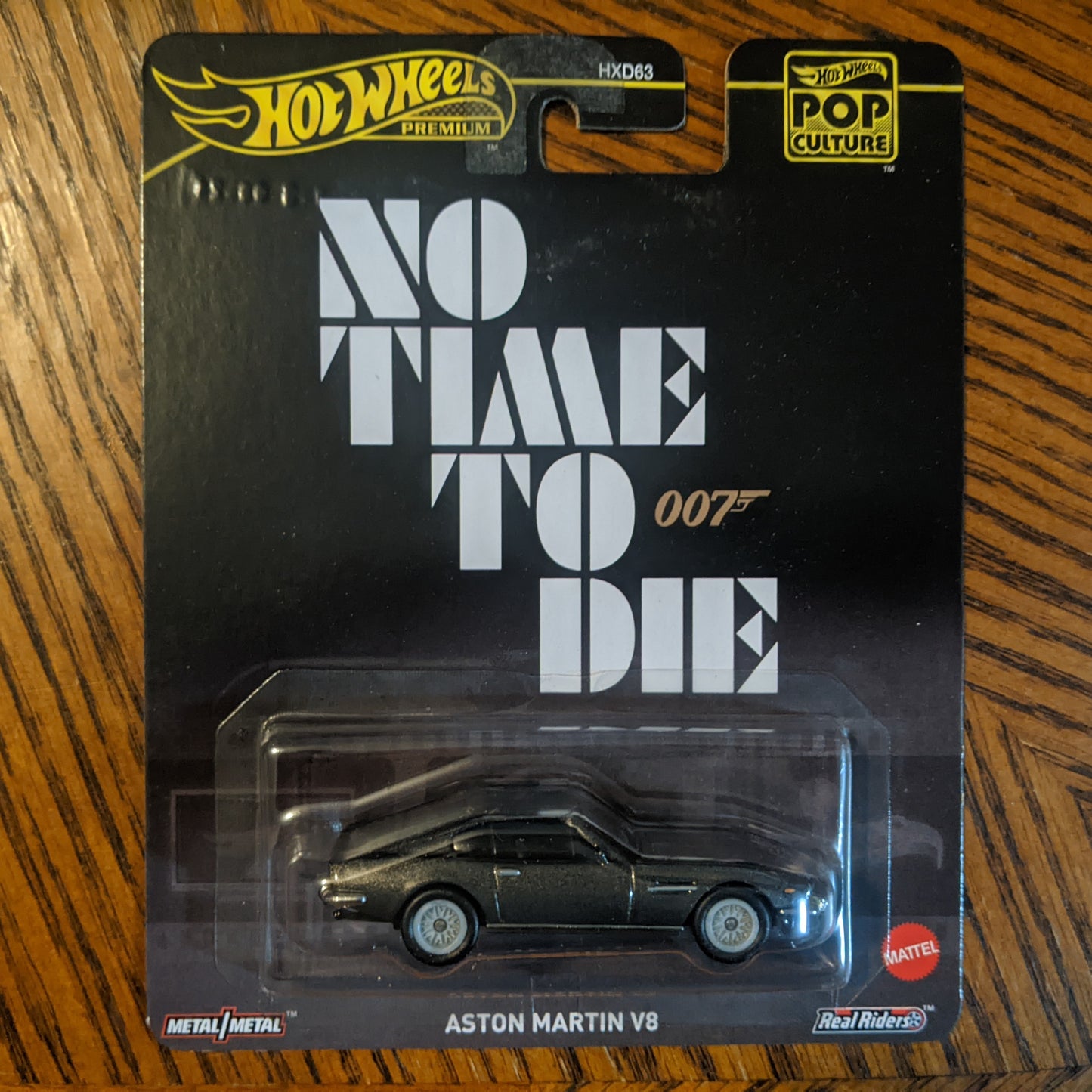 Aston Martin V8 (Metalflake Dark Gray) - No Time to Die - Hot Wheels Premium (2024)