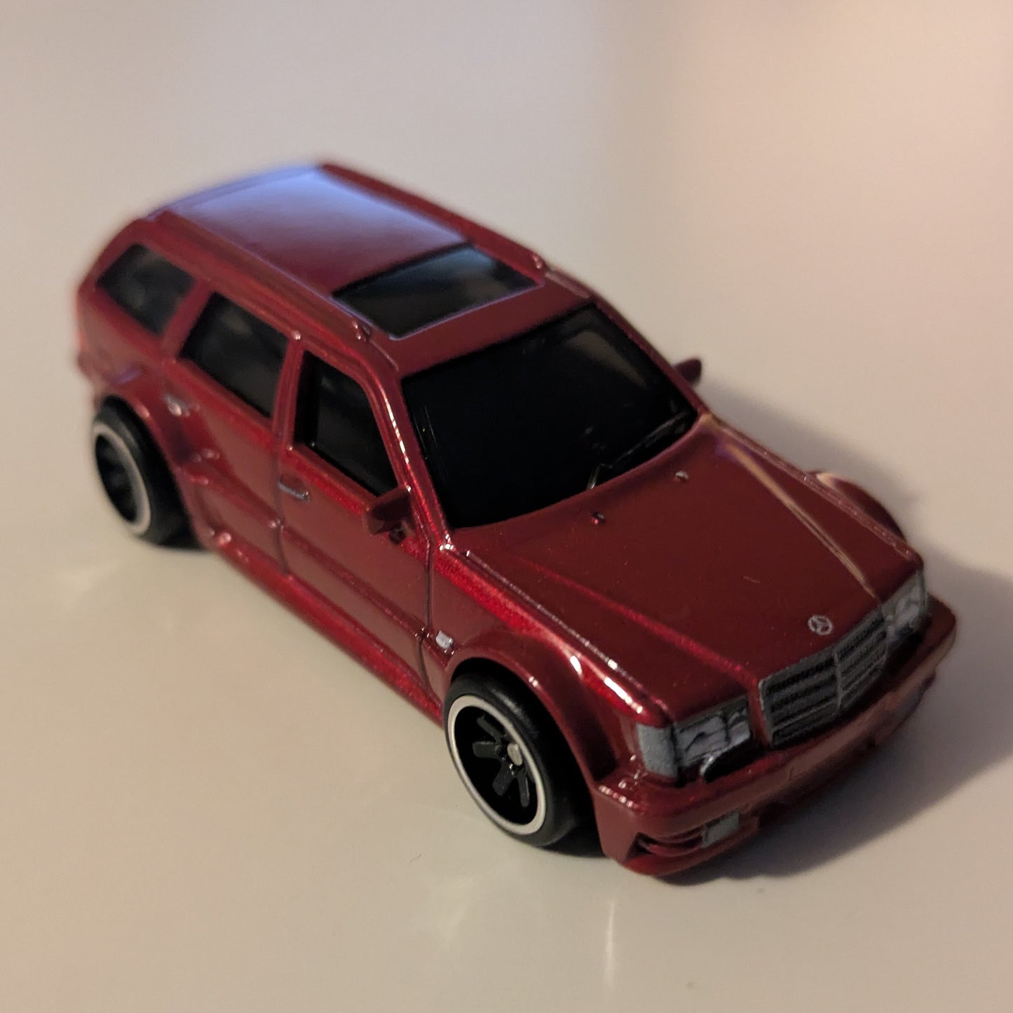 Mercedes-Benz E 36 AMG (Red) - Fast Wagons - Hot Wheels Premium (2025)