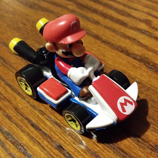 Mario Standard Kart - Mario Kart Character Cars - Hot Wheels Loose (2019)
