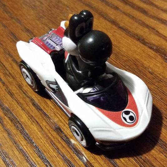 [Pre-order] Black Yoshi P-Wing - Mario Kart Character Cars - Hot Wheels Loose (2020)
