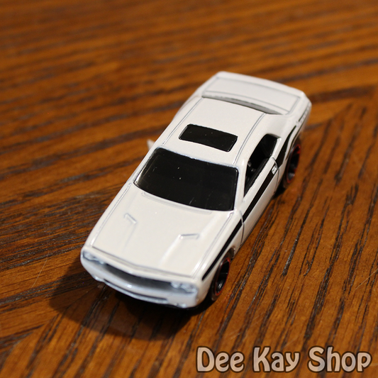 '08 Dodge Challenger SRT8 (White) - Multipack Exclusive - Hot Wheels Basic Loose (2020)
