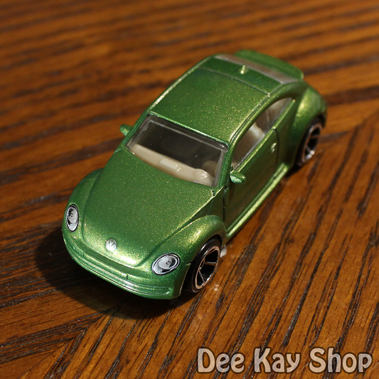 2012 Volkswagen Beetle (Metalflake Green) - Multipack Exclusive - Hot Wheels Basic Loose (2017)