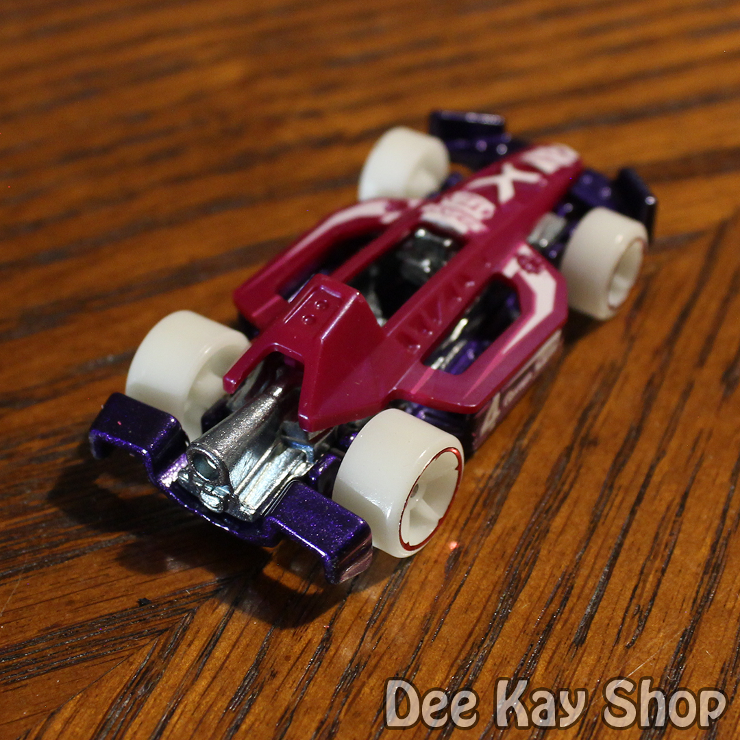Arrow Dynamic (Pearl Magenta) - HW Glow Wheels - Hot Wheels Basic (2016)