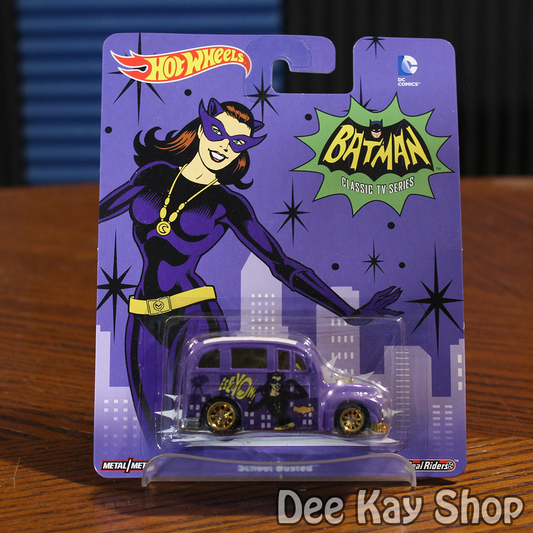 School Busted (Cat Woman) - Batman Classic TV Series - Hot Wheels Premium Pop Culture (2015)