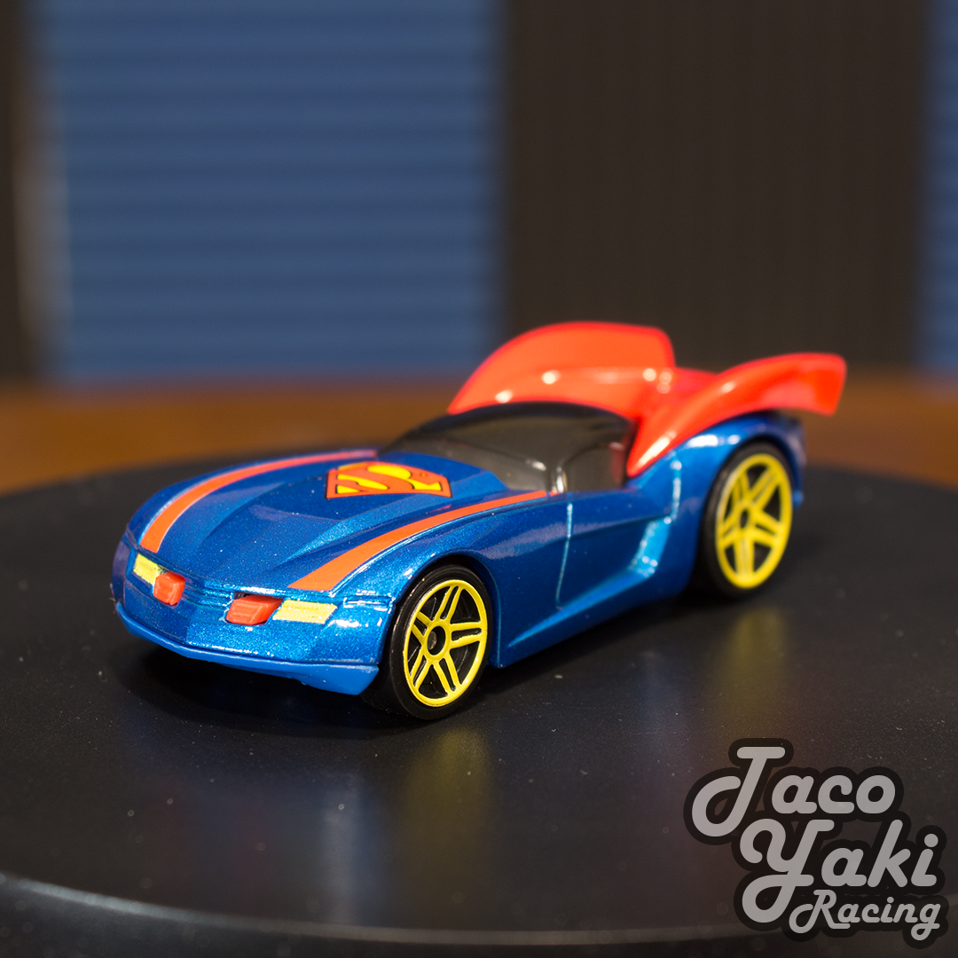 Superman - DC Universe Action Feature Character Cars - Hot Wheels Loose (2021)