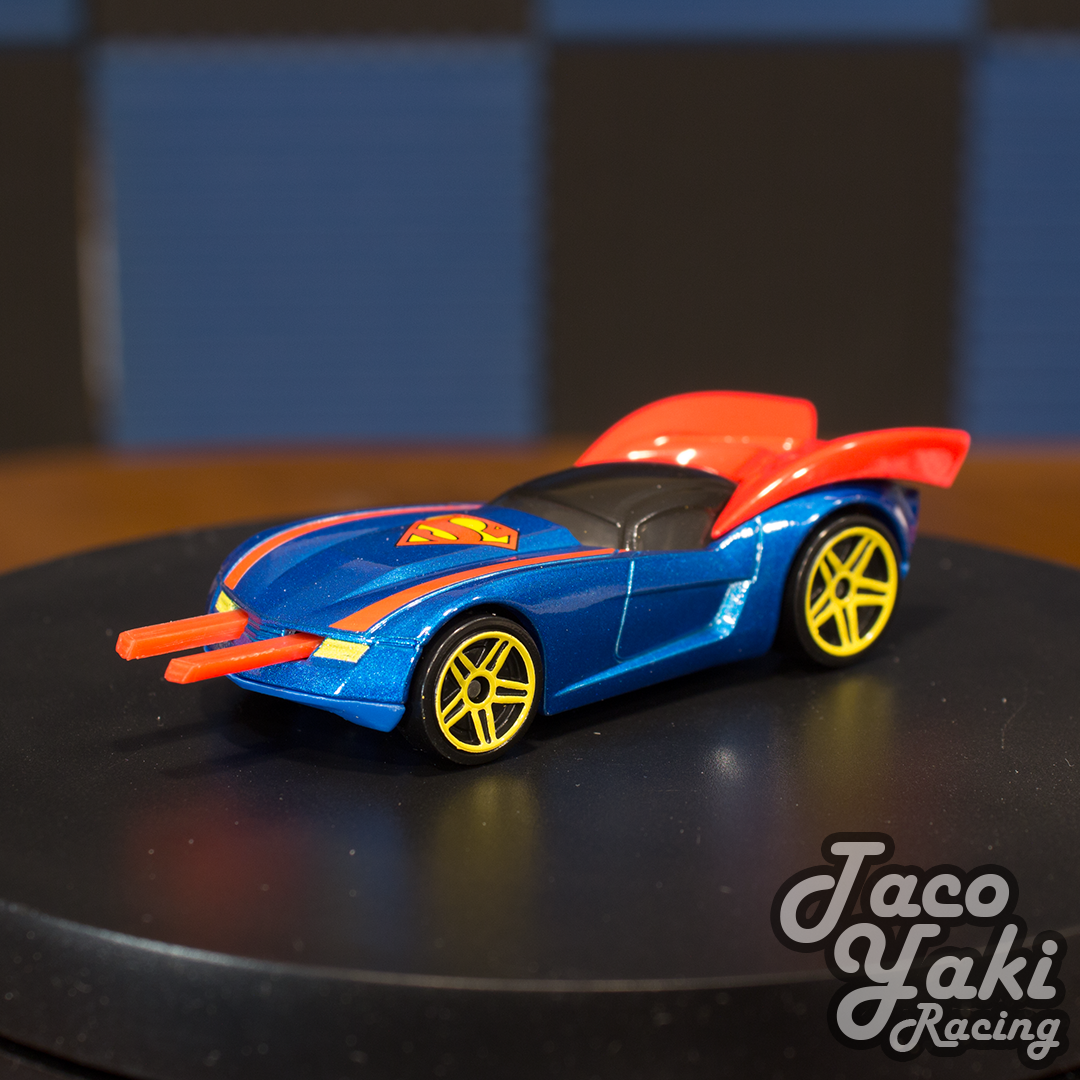 Superman - DC Universe Action Feature Character Cars - Hot Wheels Loose (2021)