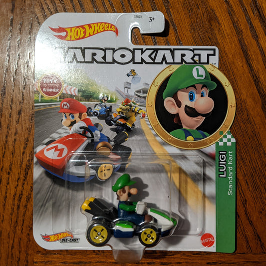 Luigi Standard Kart - Mario Kart Character Cars - Hot Wheels (2021)